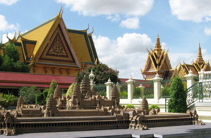 Angkor Wat i Royal Palace